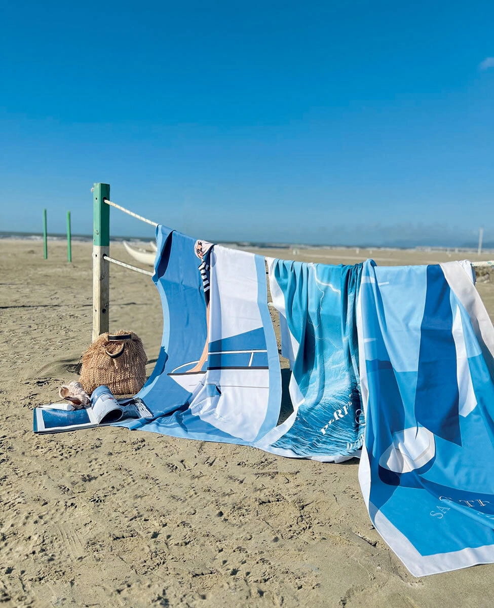 Beach Towel with Pouch – Dondi Home Sailing