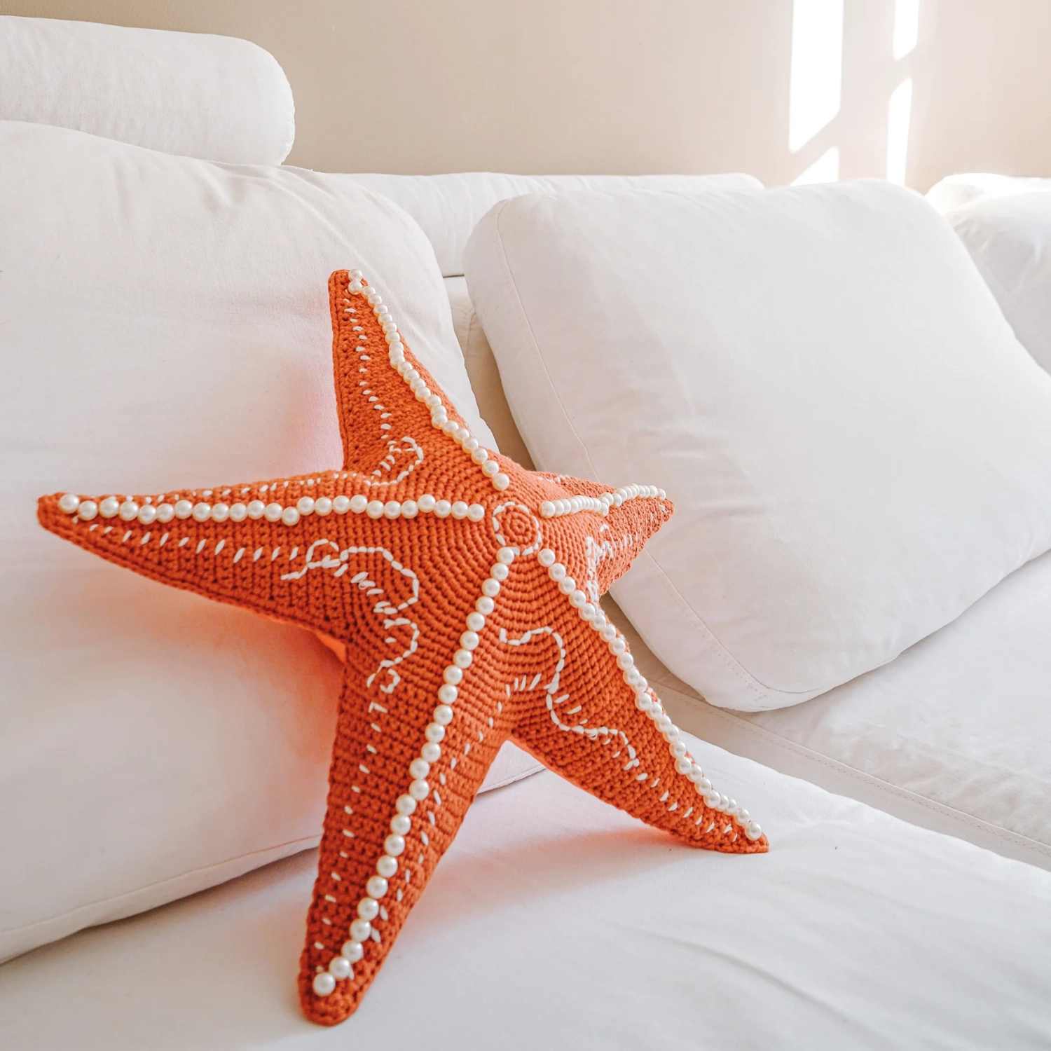 MX Home Cuscino Decorativo all'Uncinetto Stella Marina - Arancione con Perle