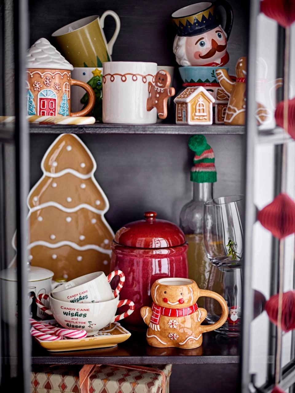 Gingerbread House Mug with Lid Bloomingville Ginnie Stoneware