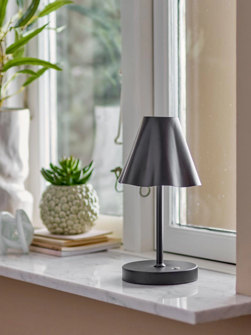 Rechargeable Table Lamp Bloomingville Lianna Black