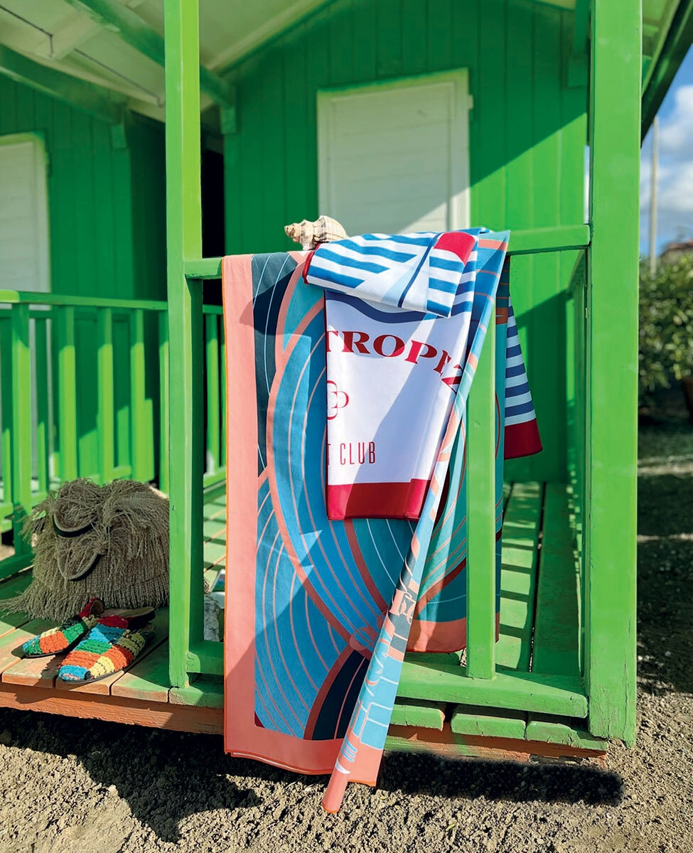 Beach Towel with Pouch – Dondi Home Phuket